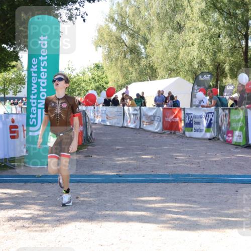 07.09.2025 - 19. Norderstedt Triathlon Zöllner http://msf.ph/oto/8774585 07.09.2025 11:03:45 Ziel 79 meine-sportfotos.de