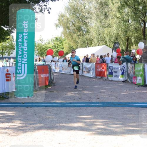 07.09.2025 - 19. Norderstedt Triathlon Zöllner http://msf.ph/oto/8774771 07.09.2025 11:05:01 Ziel 110, 650 meine-sportfotos.de