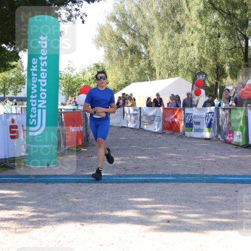 07.09.2025 - 19. Norderstedt Triathlon Zöllner http://msf.ph/oto/8774915 07.09.2025 11:05:57 Ziel 665 meine-sportfotos.de