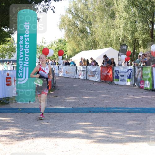 07.09.2025 - 19. Norderstedt Triathlon Zöllner http://msf.ph/oto/8774962 07.09.2025 11:07:11 Ziel 75 meine-sportfotos.de