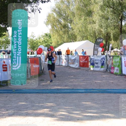 07.09.2025 - 19. Norderstedt Triathlon Zöllner http://msf.ph/oto/8775298 07.09.2025 11:16:08 Ziel 122 meine-sportfotos.de