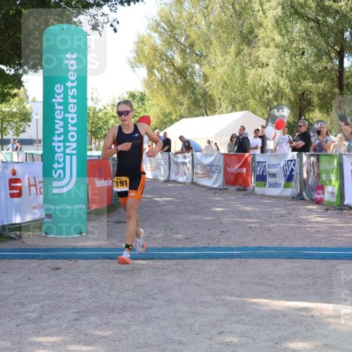 07.09.2025 - 19. Norderstedt Triathlon Zöllner http://msf.ph/oto/8775495 07.09.2025 11:47:22 Ziel 1191 meine-sportfotos.de