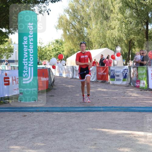 07.09.2025 - 19. Norderstedt Triathlon Zöllner http://msf.ph/oto/8775565 07.09.2025 11:49:06 Ziel 231 meine-sportfotos.de
