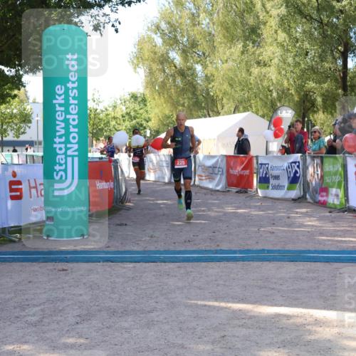 07.09.2025 - 19. Norderstedt Triathlon Zöllner http://msf.ph/oto/8775699 07.09.2025 11:51:02 Ziel 225, 1185, 1335 meine-sportfotos.de