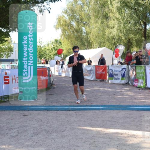 07.09.2025 - 19. Norderstedt Triathlon Zöllner http://msf.ph/oto/8775776 07.09.2025 11:51:45 Ziel 1198 meine-sportfotos.de