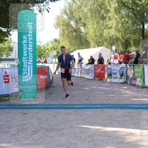 07.09.2025 - 19. Norderstedt Triathlon Zöllner http://msf.ph/oto/8775808 07.09.2025 11:52:04 Ziel 844 meine-sportfotos.de