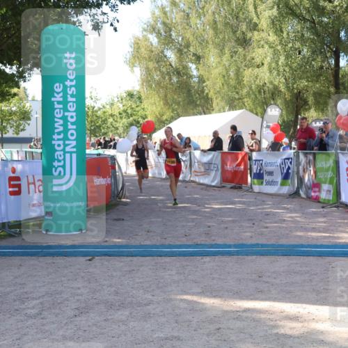 07.09.2025 - 19. Norderstedt Triathlon Zöllner http://msf.ph/oto/8775974 07.09.2025 11:54:23 Ziel 1168, 1196 meine-sportfotos.de