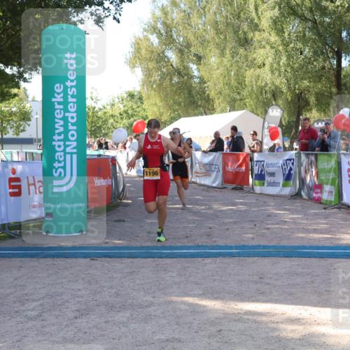 07.09.2025 - 19. Norderstedt Triathlon Zöllner http://msf.ph/oto/8775989 07.09.2025 11:54:24 Ziel 1168, 1196 meine-sportfotos.de