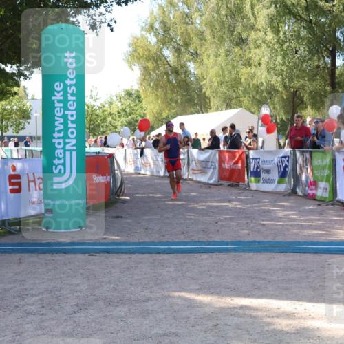 07.09.2025 - 19. Norderstedt Triathlon Zöllner http://msf.ph/oto/8776003 07.09.2025 11:54:55 Ziel 238 meine-sportfotos.de