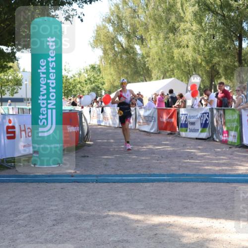07.09.2025 - 19. Norderstedt Triathlon Zöllner http://msf.ph/oto/8776169 07.09.2025 11:57:28 Ziel 1176 meine-sportfotos.de