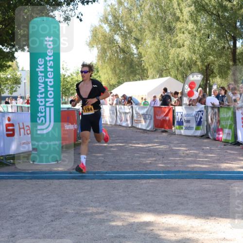 07.09.2025 - 19. Norderstedt Triathlon Zöllner http://msf.ph/oto/8776482 07.09.2025 12:00:51 Ziel 749, 1184 meine-sportfotos.de