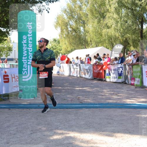 07.09.2025 - 19. Norderstedt Triathlon Zöllner http://msf.ph/oto/8776902 07.09.2025 12:07:08 Ziel 1395 meine-sportfotos.de