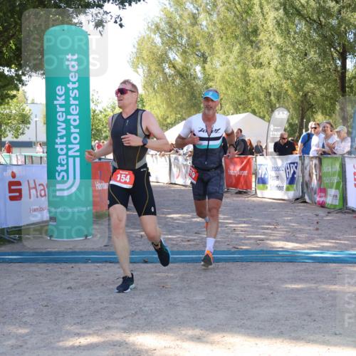 07.09.2025 - 19. Norderstedt Triathlon Zöllner http://msf.ph/oto/8777549 07.09.2025 12:14:49 Ziel 154, 819 meine-sportfotos.de
