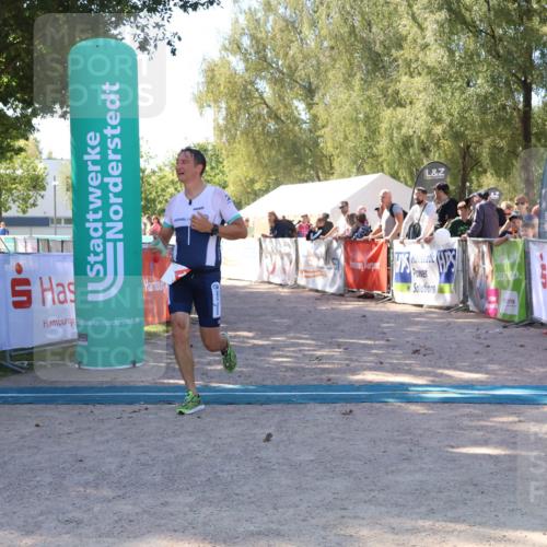 07.09.2025 - 19. Norderstedt Triathlon Zöllner http://msf.ph/oto/8777903 07.09.2025 12:22:04 Ziel 1363 meine-sportfotos.de