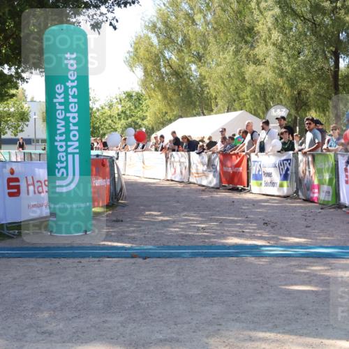 07.09.2025 - 19. Norderstedt Triathlon Zöllner http://msf.ph/oto/8777943 07.09.2025 12:23:21 Ziel  meine-sportfotos.de
