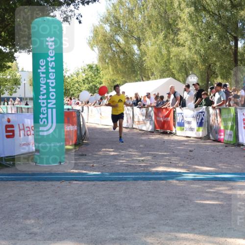 07.09.2025 - 19. Norderstedt Triathlon Zöllner http://msf.ph/oto/8777995 07.09.2025 12:23:48 Ziel 148, 228 meine-sportfotos.de