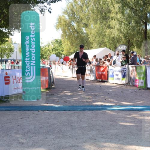 07.09.2025 - 19. Norderstedt Triathlon Zöllner http://msf.ph/oto/8778092 07.09.2025 12:24:26 Ziel 138, 152, 281 meine-sportfotos.de