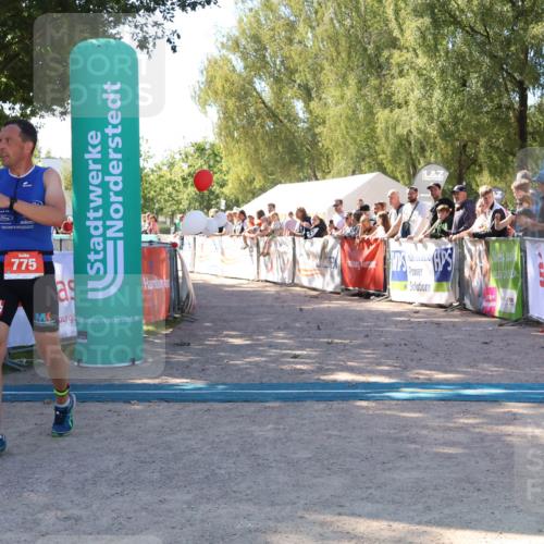 07.09.2025 - 19. Norderstedt Triathlon Zöllner http://msf.ph/oto/8778152 07.09.2025 12:26:40 Ziel 775 meine-sportfotos.de
