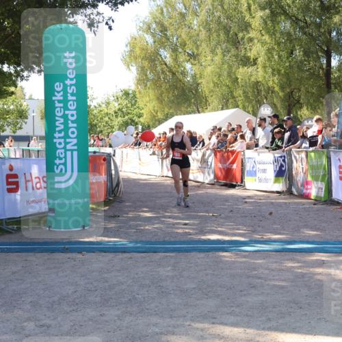 07.09.2025 - 19. Norderstedt Triathlon Zöllner http://msf.ph/oto/8778220 07.09.2025 12:27:36 Ziel 765 meine-sportfotos.de