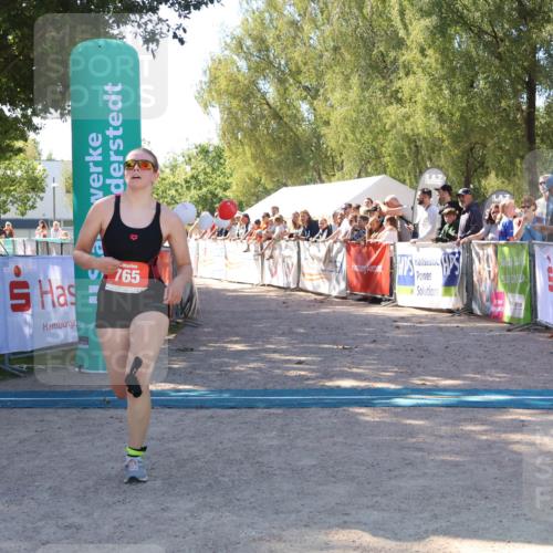 07.09.2025 - 19. Norderstedt Triathlon Zöllner http://msf.ph/oto/8778249 07.09.2025 12:27:38 Ziel 765 meine-sportfotos.de
