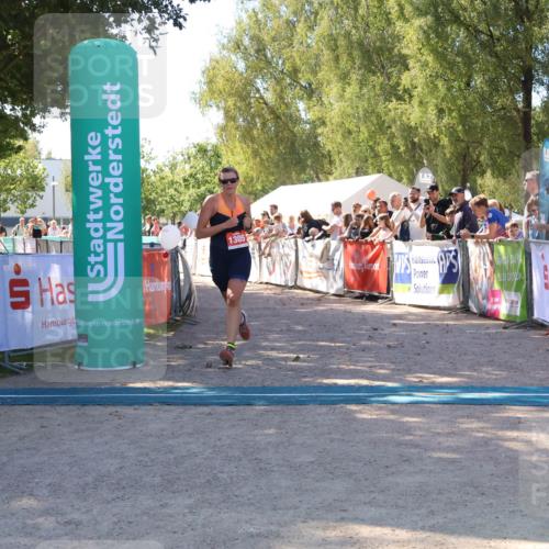 07.09.2025 - 19. Norderstedt Triathlon Zöllner http://msf.ph/oto/8778269 07.09.2025 12:28:04 Ziel 1305 meine-sportfotos.de
