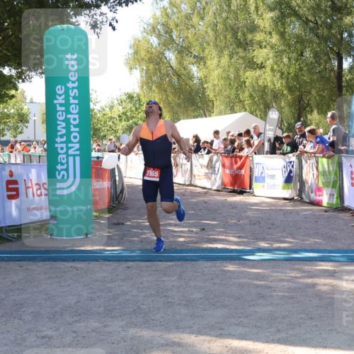 07.09.2025 - 19. Norderstedt Triathlon Zöllner http://msf.ph/oto/8778312 07.09.2025 12:28:54 Ziel 1365 meine-sportfotos.de