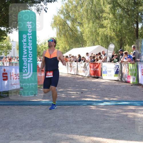 07.09.2025 - 19. Norderstedt Triathlon Zöllner http://msf.ph/oto/8778315 07.09.2025 12:28:54 Ziel 1365 meine-sportfotos.de