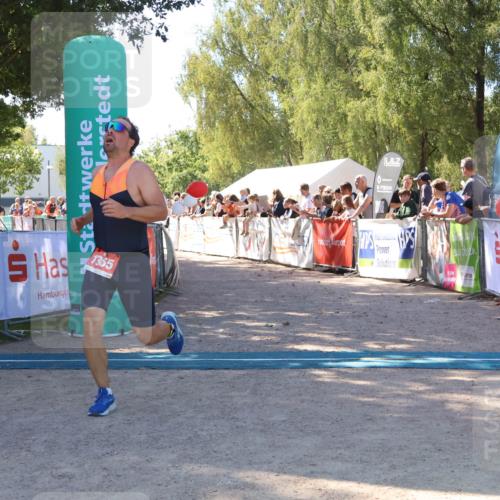 07.09.2025 - 19. Norderstedt Triathlon Zöllner http://msf.ph/oto/8778319 07.09.2025 12:28:55 Ziel 1348, 1365 meine-sportfotos.de
