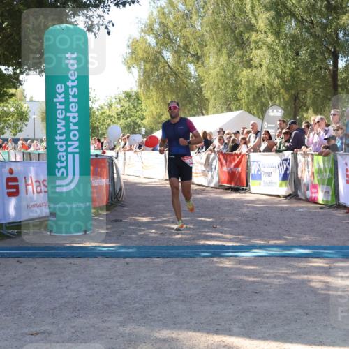 07.09.2025 - 19. Norderstedt Triathlon Zöllner http://msf.ph/oto/8778436 07.09.2025 12:29:43 Ziel 1306 meine-sportfotos.de