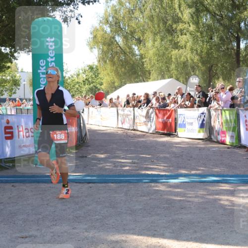 07.09.2025 - 19. Norderstedt Triathlon Zöllner http://msf.ph/oto/8778513 07.09.2025 12:30:00 Ziel 186 meine-sportfotos.de