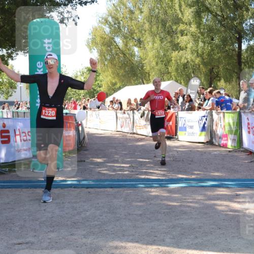 07.09.2025 - 19. Norderstedt Triathlon Zöllner http://msf.ph/oto/8778656 07.09.2025 12:31:21 Ziel 1320, 1372 meine-sportfotos.de