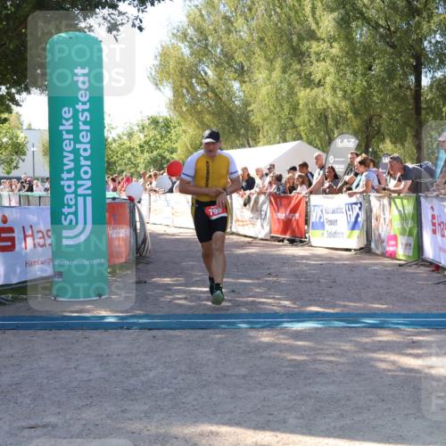 07.09.2025 - 19. Norderstedt Triathlon Zöllner http://msf.ph/oto/8778695 07.09.2025 12:32:19 Ziel 795 meine-sportfotos.de