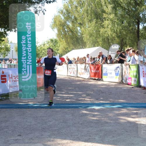 07.09.2025 - 19. Norderstedt Triathlon Zöllner http://msf.ph/oto/8778855 07.09.2025 12:33:53 Ziel 714, 815, 1265 meine-sportfotos.de