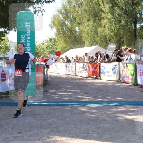 07.09.2025 - 19. Norderstedt Triathlon Zöllner http://msf.ph/oto/8778859 07.09.2025 12:33:53 Ziel 714, 815, 1265 meine-sportfotos.de