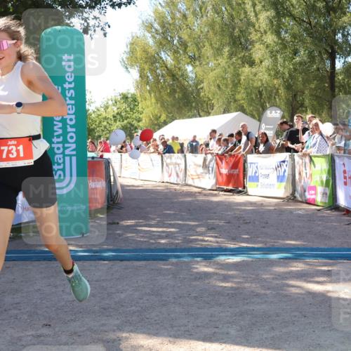 07.09.2025 - 19. Norderstedt Triathlon Zöllner http://msf.ph/oto/8778908 07.09.2025 12:34:01 Ziel 714, 731 meine-sportfotos.de