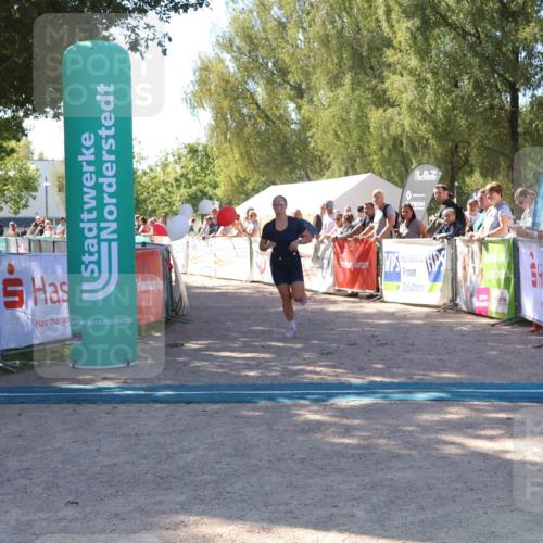 07.09.2025 - 19. Norderstedt Triathlon Zöllner http://msf.ph/oto/8778944 07.09.2025 12:34:36 Ziel 1368 meine-sportfotos.de