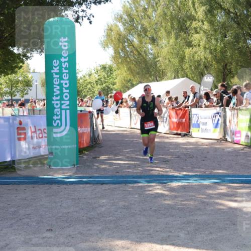 07.09.2025 - 19. Norderstedt Triathlon Zöllner http://msf.ph/oto/8779081 07.09.2025 12:36:36 Ziel 1258 meine-sportfotos.de