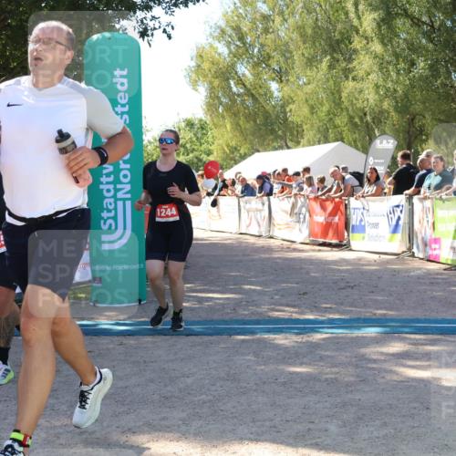 07.09.2025 - 19. Norderstedt Triathlon Zöllner http://msf.ph/oto/8779241 07.09.2025 12:37:37 Ziel 253, 280, 719, 861, 1244 meine-sportfotos.de