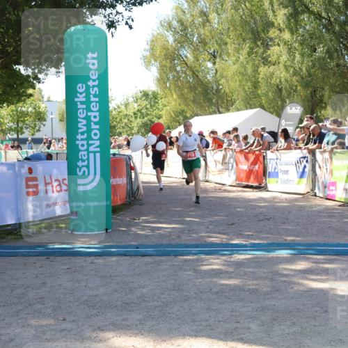 07.09.2025 - 19. Norderstedt Triathlon Zöllner http://msf.ph/oto/8779268 07.09.2025 12:37:39 Ziel 253, 280, 719, 861, 1244 meine-sportfotos.de