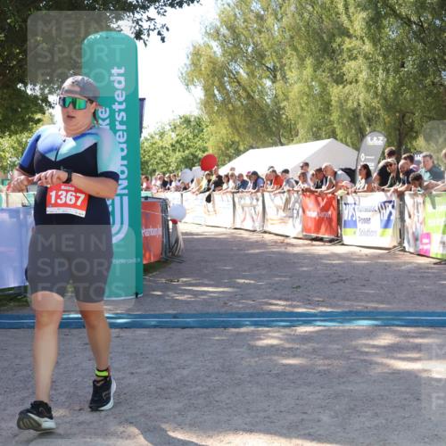 07.09.2025 - 19. Norderstedt Triathlon Zöllner http://msf.ph/oto/8779383 07.09.2025 12:37:53 Ziel 1367 meine-sportfotos.de