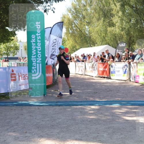 07.09.2025 - 19. Norderstedt Triathlon Zöllner http://msf.ph/oto/8779489 07.09.2025 12:38:47 Ziel 299 meine-sportfotos.de