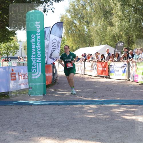 07.09.2025 - 19. Norderstedt Triathlon Zöllner http://msf.ph/oto/8779515 07.09.2025 12:38:57 Ziel 720 meine-sportfotos.de