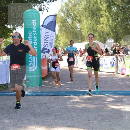 07.09.2025 - 19. Norderstedt Triathlon Zöllner http://msf.ph/oto/8779607 07.09.2025 12:40:17 Ziel 748, 763, 767, 778, 1239 meine-sportfotos.de