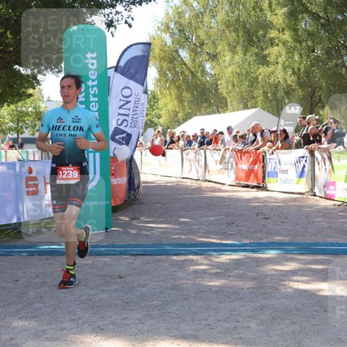 07.09.2025 - 19. Norderstedt Triathlon Zöllner http://msf.ph/oto/8779645 07.09.2025 12:40:19 Ziel 748, 763, 767, 778, 1239 meine-sportfotos.de