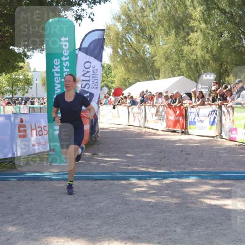 07.09.2025 - 19. Norderstedt Triathlon Zöllner http://msf.ph/oto/8779679 07.09.2025 12:40:39 Ziel 286 meine-sportfotos.de