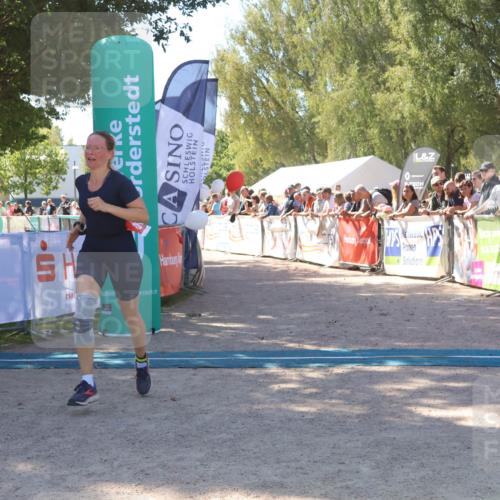 07.09.2025 - 19. Norderstedt Triathlon Zöllner http://msf.ph/oto/8779682 07.09.2025 12:40:39 Ziel 286 meine-sportfotos.de