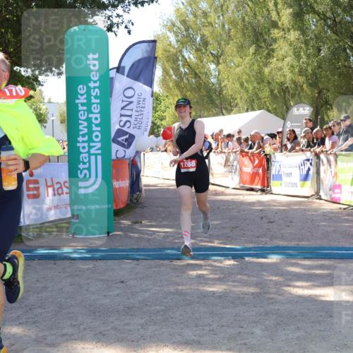 07.09.2025 - 19. Norderstedt Triathlon Zöllner http://msf.ph/oto/8779739 07.09.2025 12:41:02 Ziel 170, 1288 meine-sportfotos.de