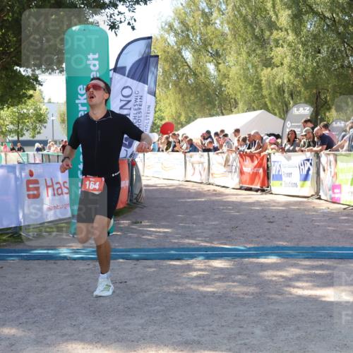 07.09.2025 - 19. Norderstedt Triathlon Zöllner http://msf.ph/oto/8779778 07.09.2025 12:41:57 Ziel 164 meine-sportfotos.de