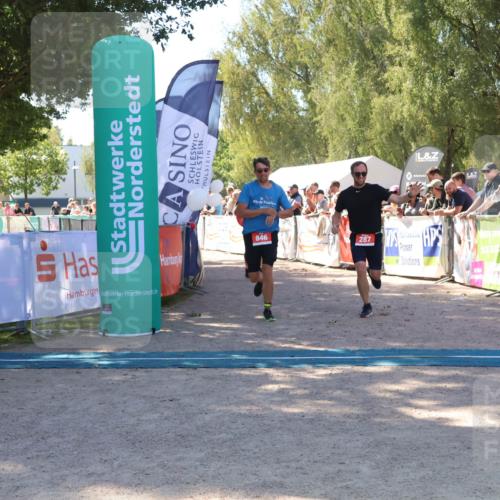 07.09.2025 - 19. Norderstedt Triathlon Zöllner http://msf.ph/oto/8779806 07.09.2025 12:42:02 Ziel 164, 287, 823, 846 meine-sportfotos.de