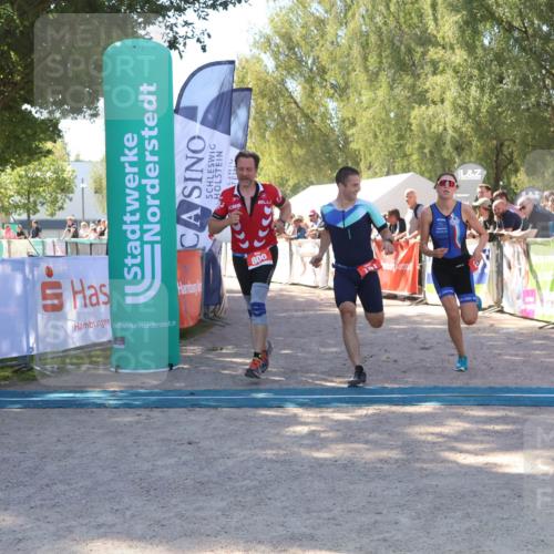 07.09.2025 - 19. Norderstedt Triathlon Zöllner http://msf.ph/oto/8779869 07.09.2025 12:42:28 Ziel 168, 741, 800 meine-sportfotos.de